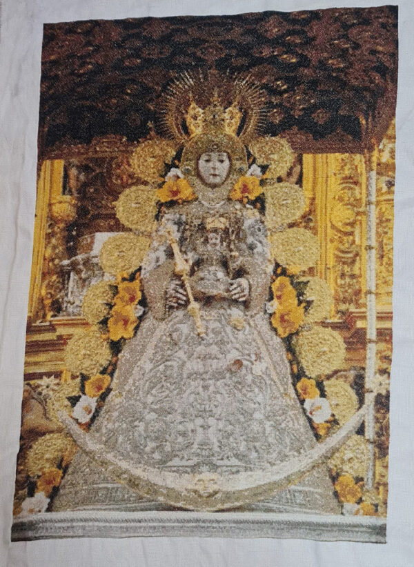 Bordado acabado de Virgen del Rocio